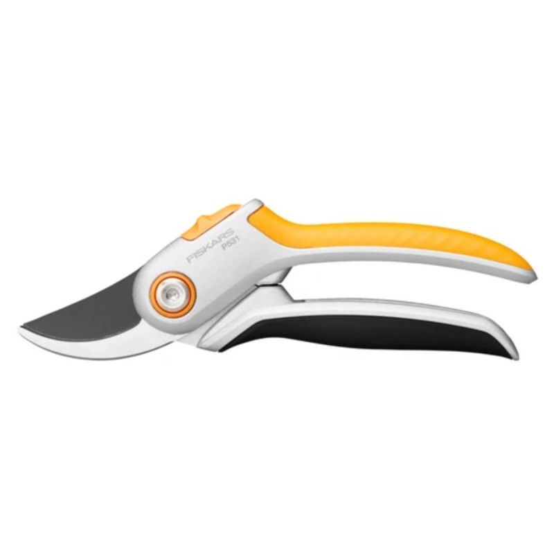 Sekatorius prasilenkiančiais ašmenimis FISKARS Plus P531 1