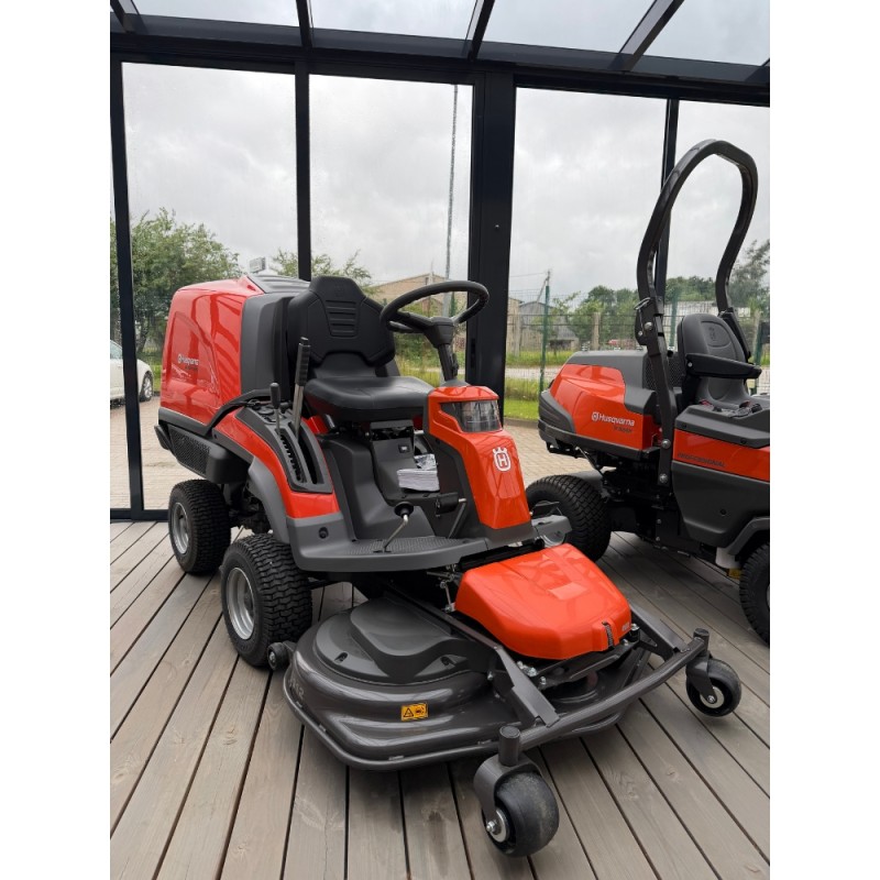 Rider traktorius HUSQVARNA RC 320TS AWD (demo) 1 Rider traktorius HUSQVARNA RC 320TS AWD (demo) 1